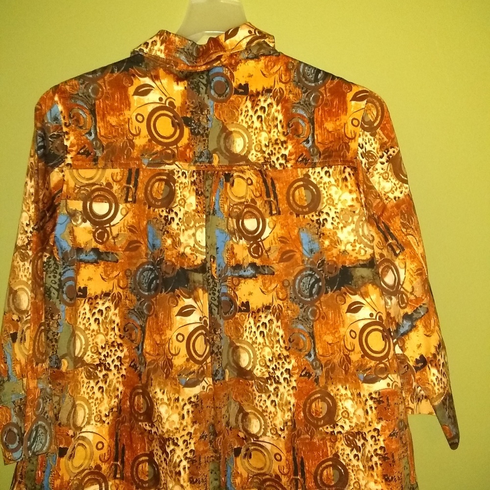 Mirror Image Women's colorful jacket - Picture 2 of 3